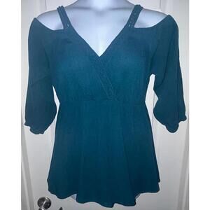 Torrid Babydoll Cold Shoulder Top sz 0